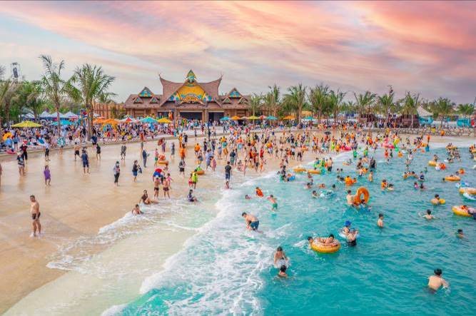 Cư dân San Hô chỉ cách thiên đường biển VinWonders Wave Park vài bước chân