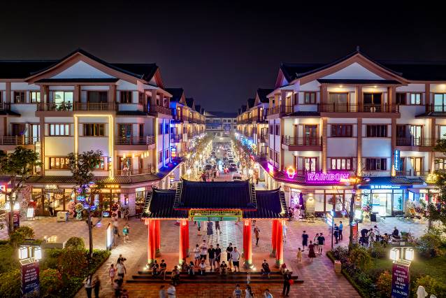 Cư dân San Hô có thể tìm thấy mọi thứ mình cần ở các tâm điểm giao thương sầm uất kế cận