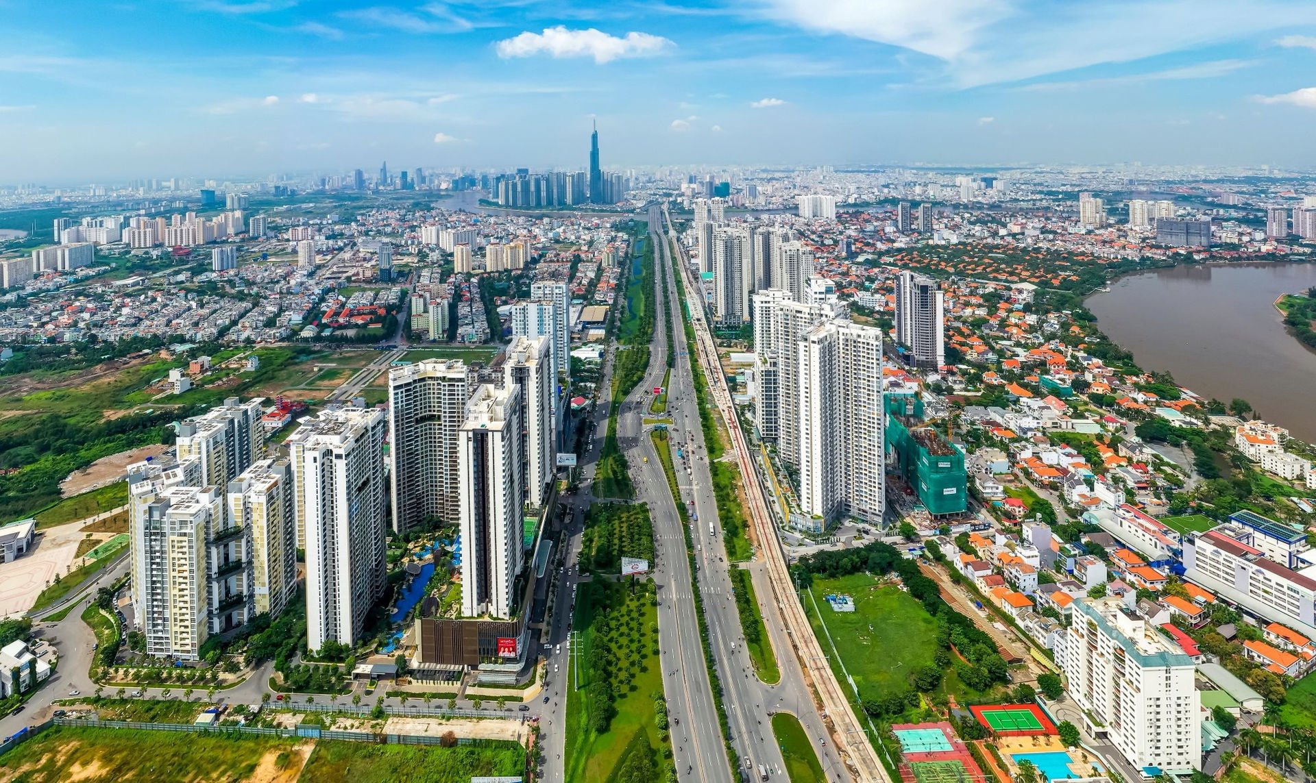 Việt Nam chính thức có 34 tỉnh, thành phố từ hôm nay (Ảnh từ TTXVN)