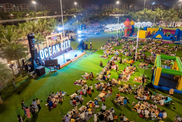 Sắc màu văn hoá đa quốc tịch tạo nên bản sắc riêng có của cộng đồng Ocean Cityzen.