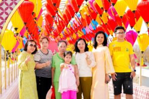 Với chuỗi hoạt động đa dạng, Green Paradie Tet Fest thu hút đông đảo du khách ở nhiều độ tuổi