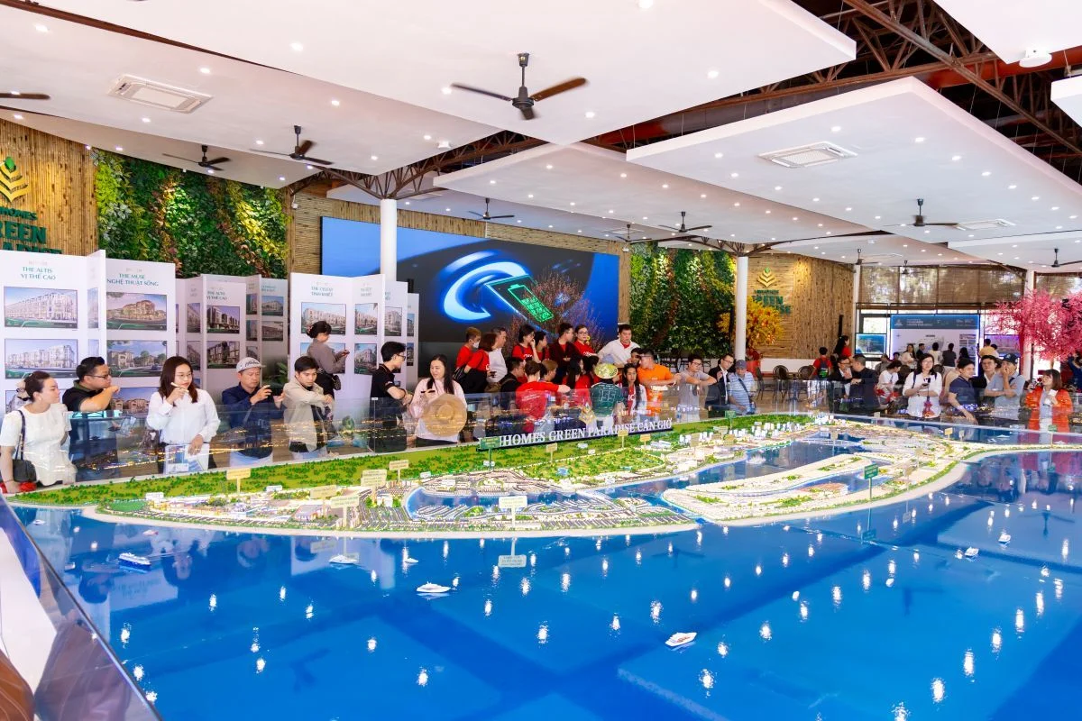 Sau các sự kiện hút khách, Vinhomes Green Paradise gia tăng sức hấp dẫn với giới đầu tư và khách mua ở thực.