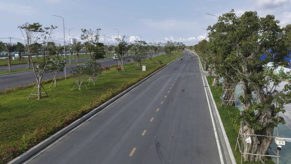 Một góc tuyến đường ven biển bên trong Vinhomes Green Paradise